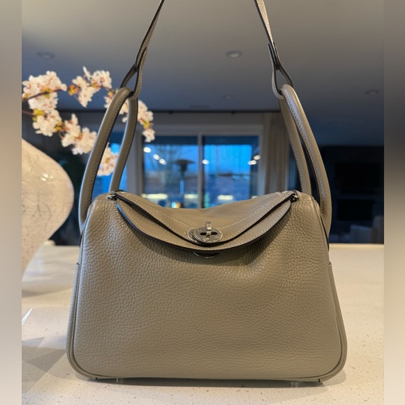 Hermes Handbags - Sold x Hermes Lindy 26